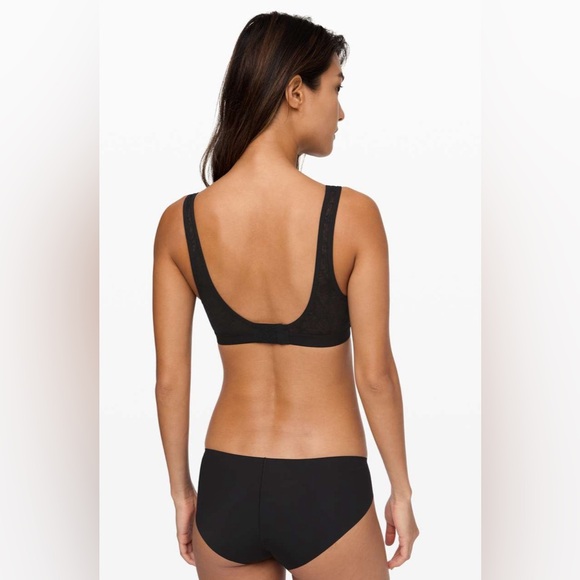 Lululemon Shadow Mesh Bra *Leaf - Picture 9 of 11